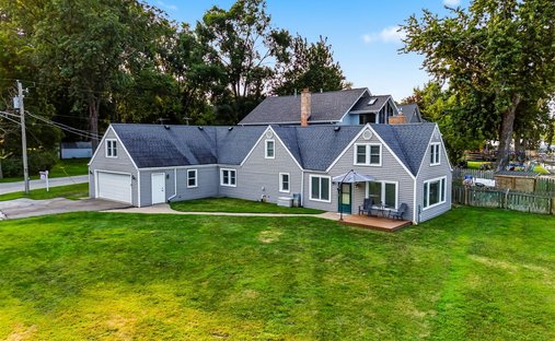 House in Village of Lakewood, Illinois, United States 1