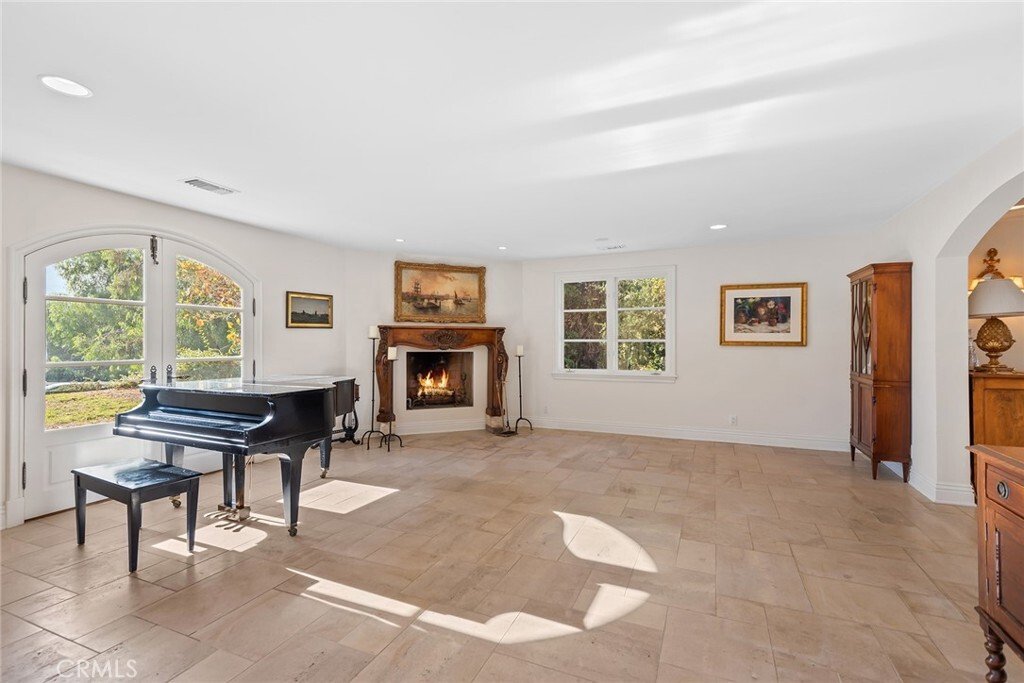 House in Hidden Hills, California, United States 4 - 18613425