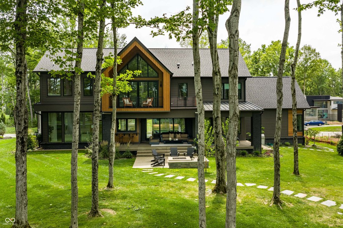 House in Zionsville, Indiana, United States 5 - 18609096