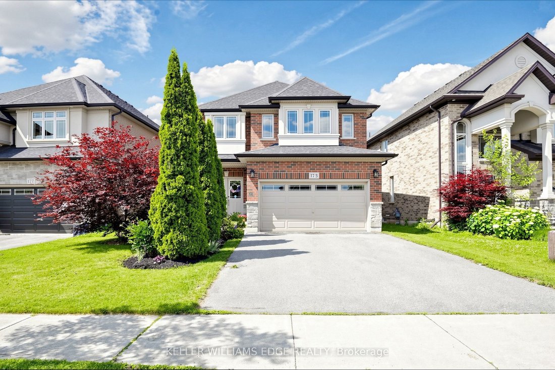 House in Hamilton, Ontario, Canada 1 - 18609678