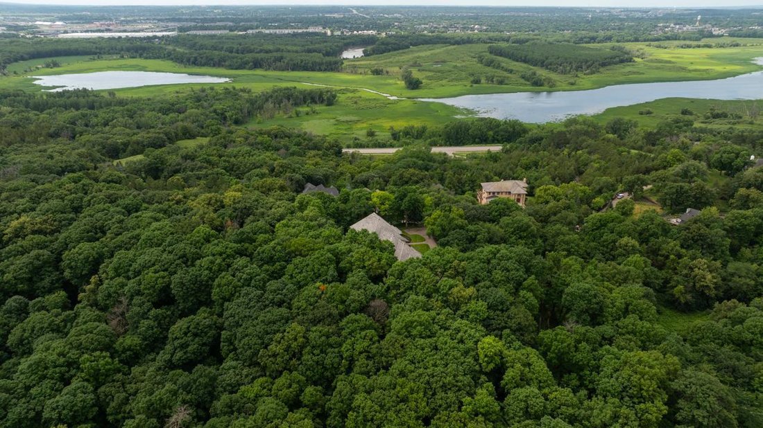 House in Eden Prairie, Minnesota, United States 4 - 18614009