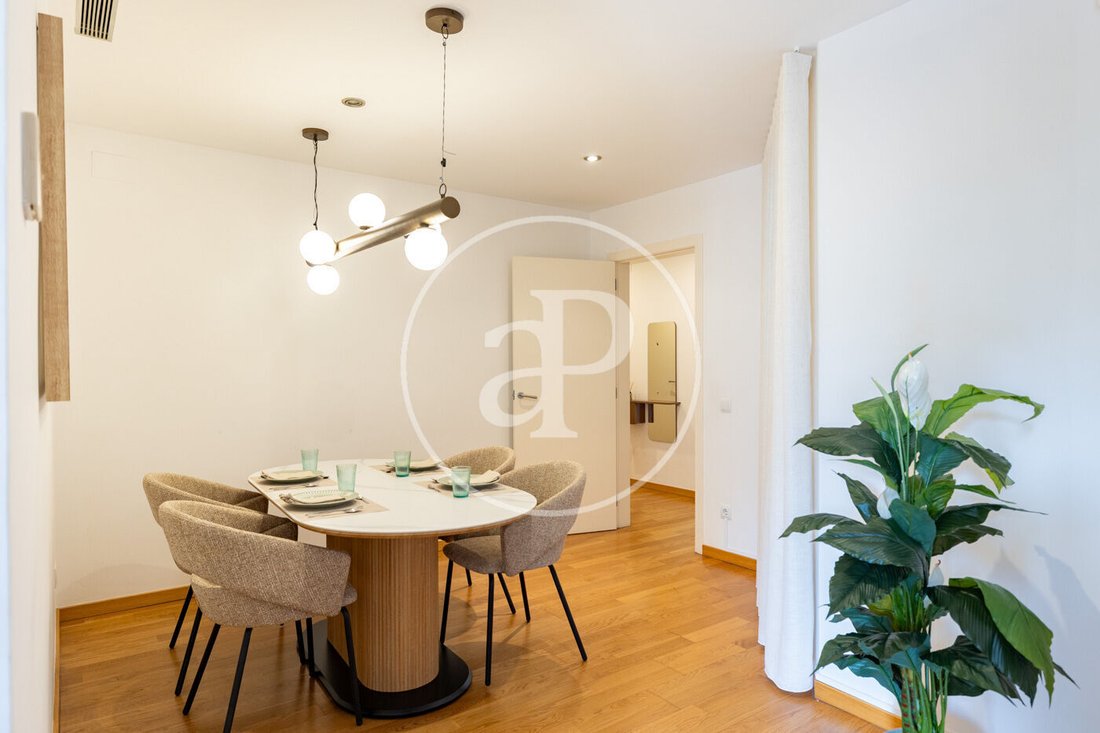 Wohnung in Eixample, Barcelona, Spanien 4 - 15879990