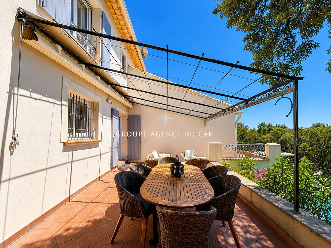 Villa à Les Issambres, Roquebrune-sur-Argens, France 4 - 18614034