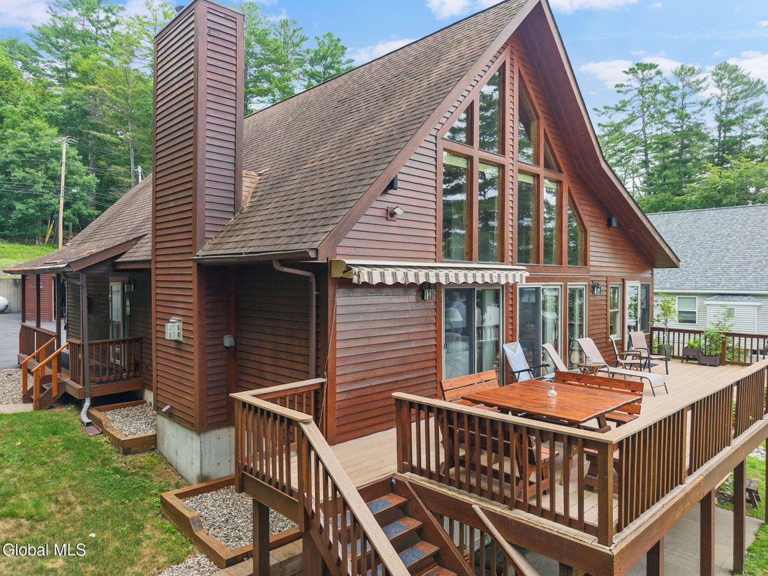 House in Hadley, New York, United States 5 - 18609982
