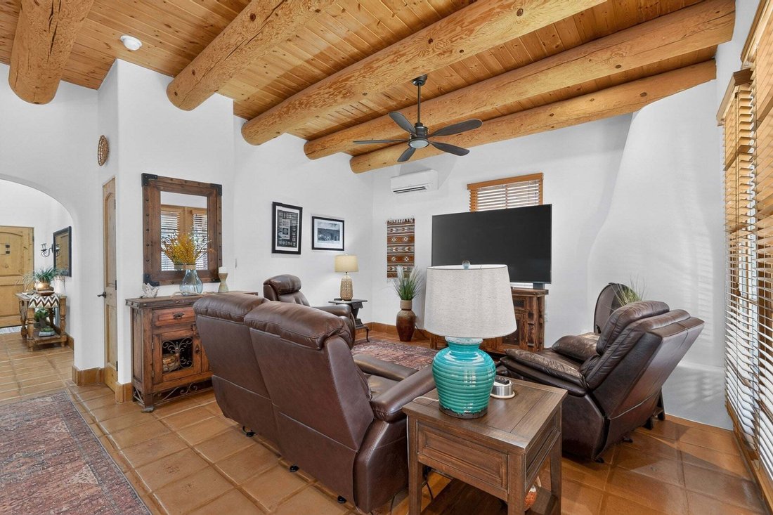Condo in Taos, New Mexico, United States 3 - 18611854