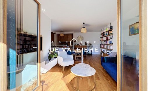 Apartment in Plateau Ouest, Suresnes, France 1