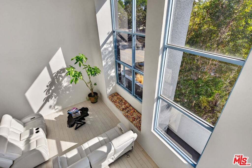 Condo in Santa Monica, California, United States 2 - 18615370