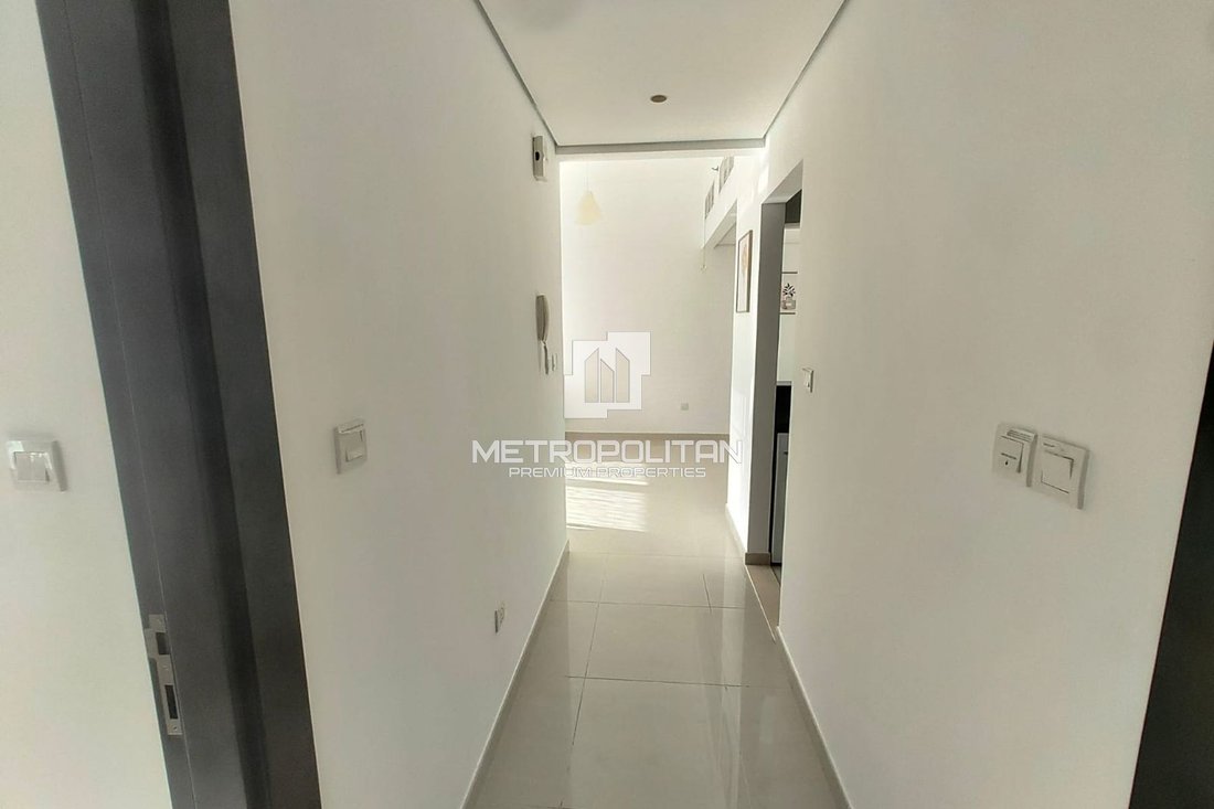 Apartment in Dubai Marina / Marsa Dubai, Dubai, United Arab Emirates 2 - 18611022