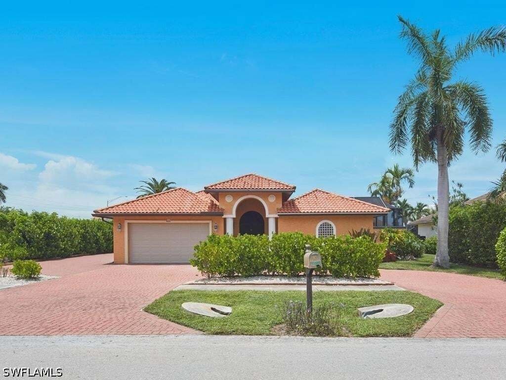 House in Marco Island, Florida, United States 3 - 18611992