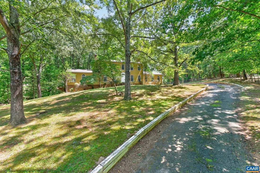 House in Charlottesville, Virginia, United States 3 - 18615691