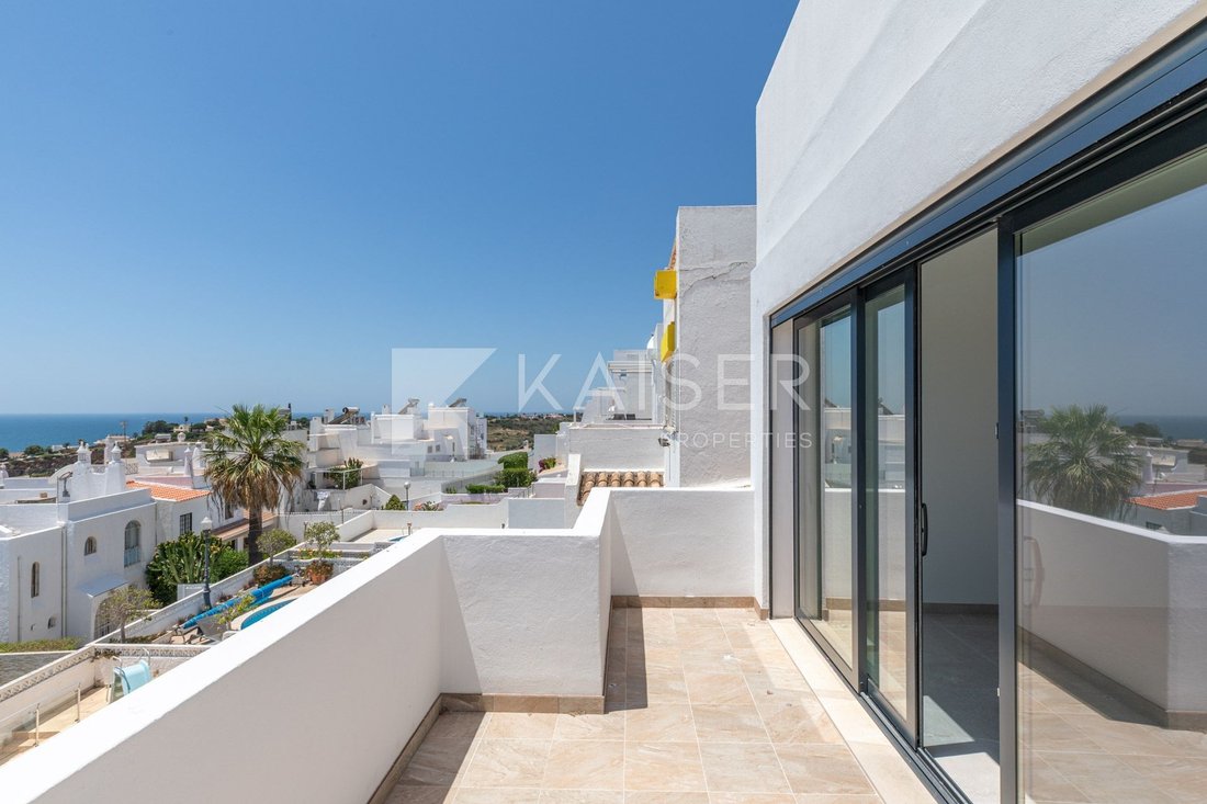 Townhouse in Olhos de Agua, Algarve, Portugal 5 - 18182493