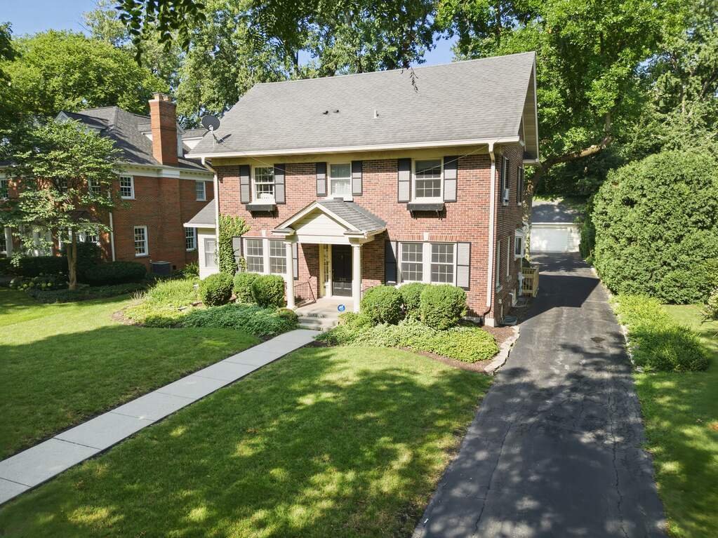 House in Hinsdale, Illinois, United States 3 - 18614860