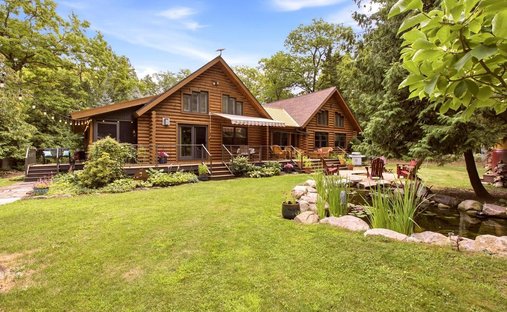 House in Sturgeon Bay, Wisconsin, United States 1