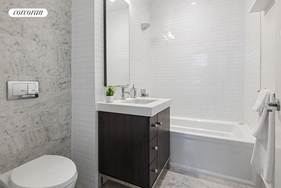 Condo in New York, New York, United States 5 - 16911072