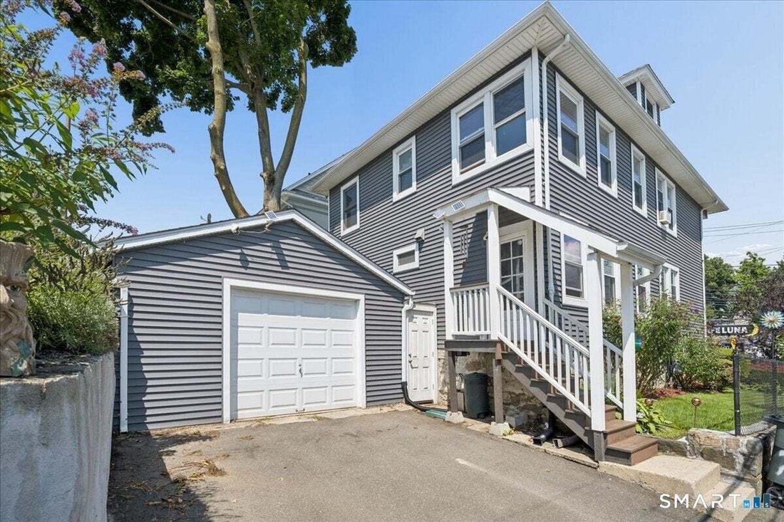House in Stamford, Connecticut, United States 2 - 18609156