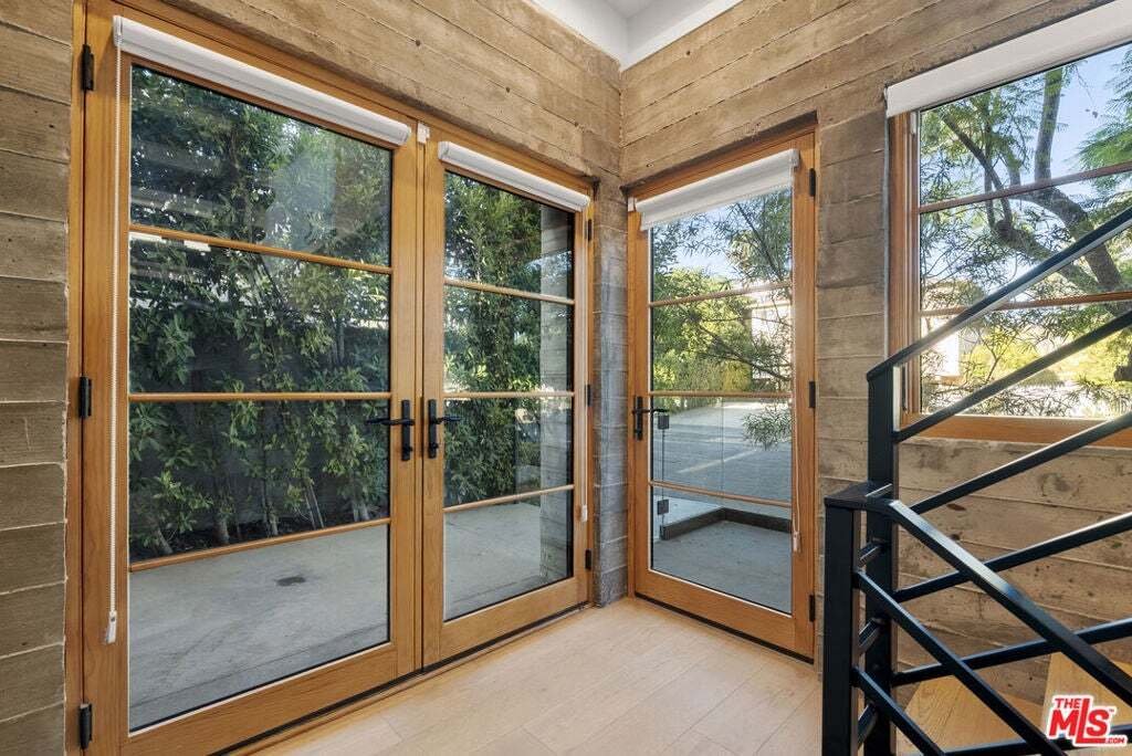 House in Los Angeles, California, United States 3 - 18611818