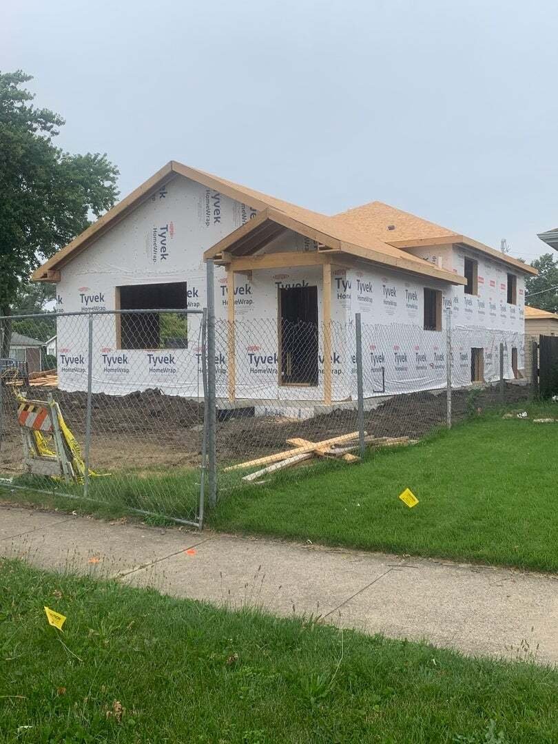 House in Lyons, Illinois, United States 2 - 18612696
