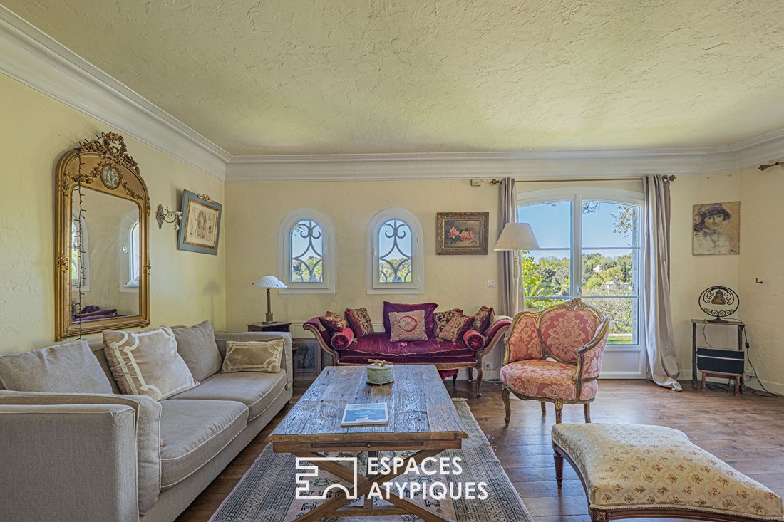 Villa in Le Rouret, Provence-Alpes-Côte d'Azur, France 2 - 18614077