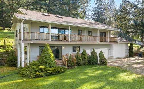 House in Tri-City, Oregon, United States 1
