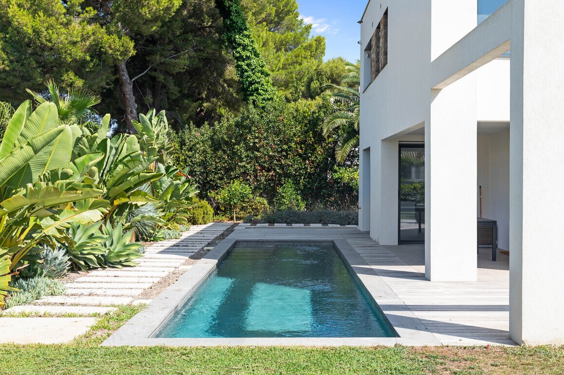 House in Antibes, Provence-Alpes-Côte d'Azur, France 3 - 18610843