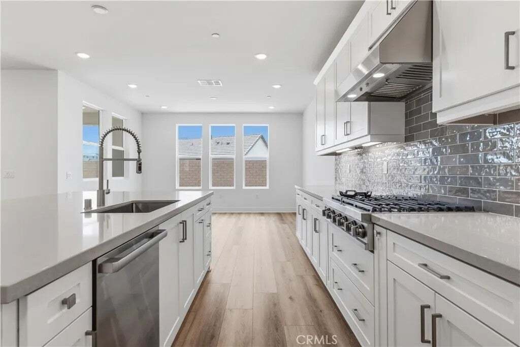 House in Castaic, California, United States 3 - 18612775