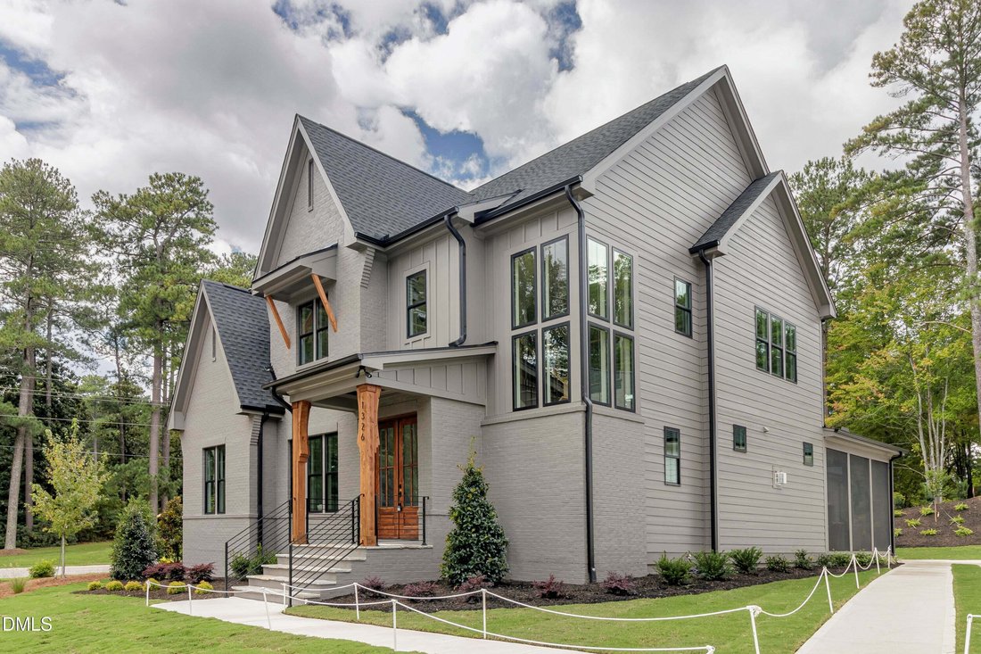 House in Apex, North Carolina, United States 2 - 18612350