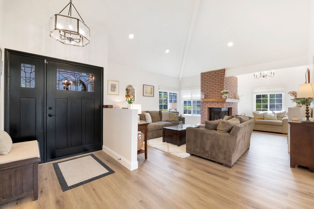 House in Agoura Hills, California, United States 3 - 18608992