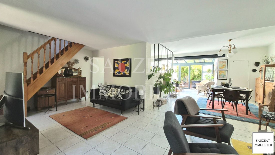 House in Champ des Oiseaux, Bagneux, France 1 - 18609743
