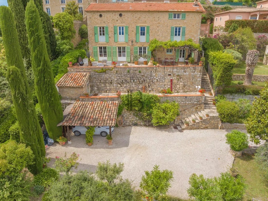 Country House in Mougins, Provence-Alpes-Côte d'Azur, France 4 - 17042849
