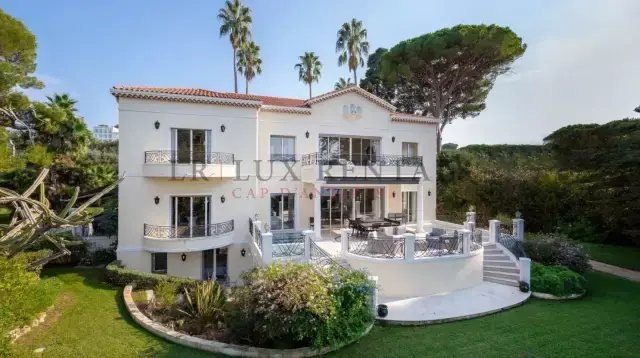 Villa in Les Bastides, Antibes, France 1 - 16027984