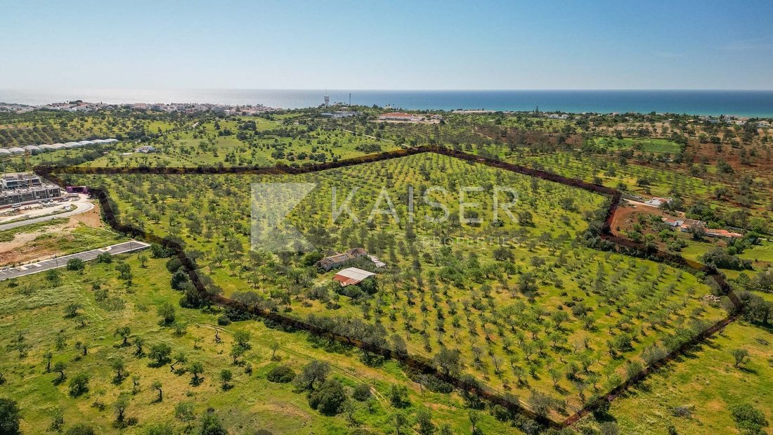 Land in Praia dos Pescadores, Olhos de Agua, Portugal 3 - 10611804
