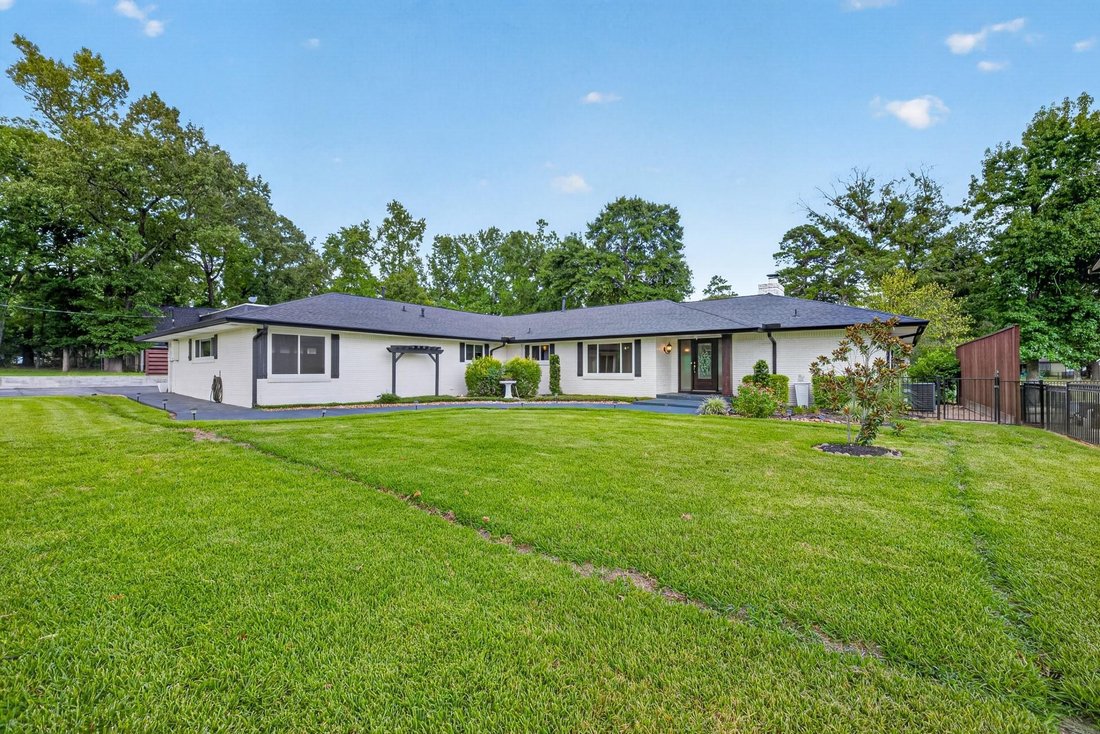 House in Conroe, Texas, United States 2 - 18613343