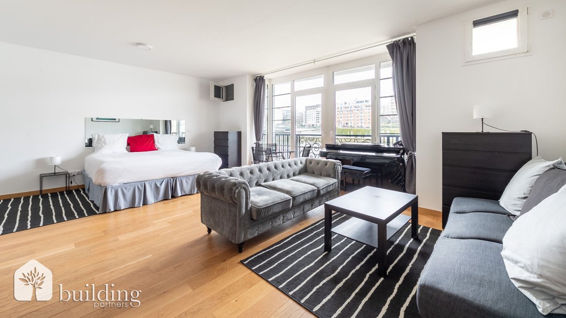 Apartment in La Plaine des Sablons, Neuilly-sur-Seine, France 1 - 18612106