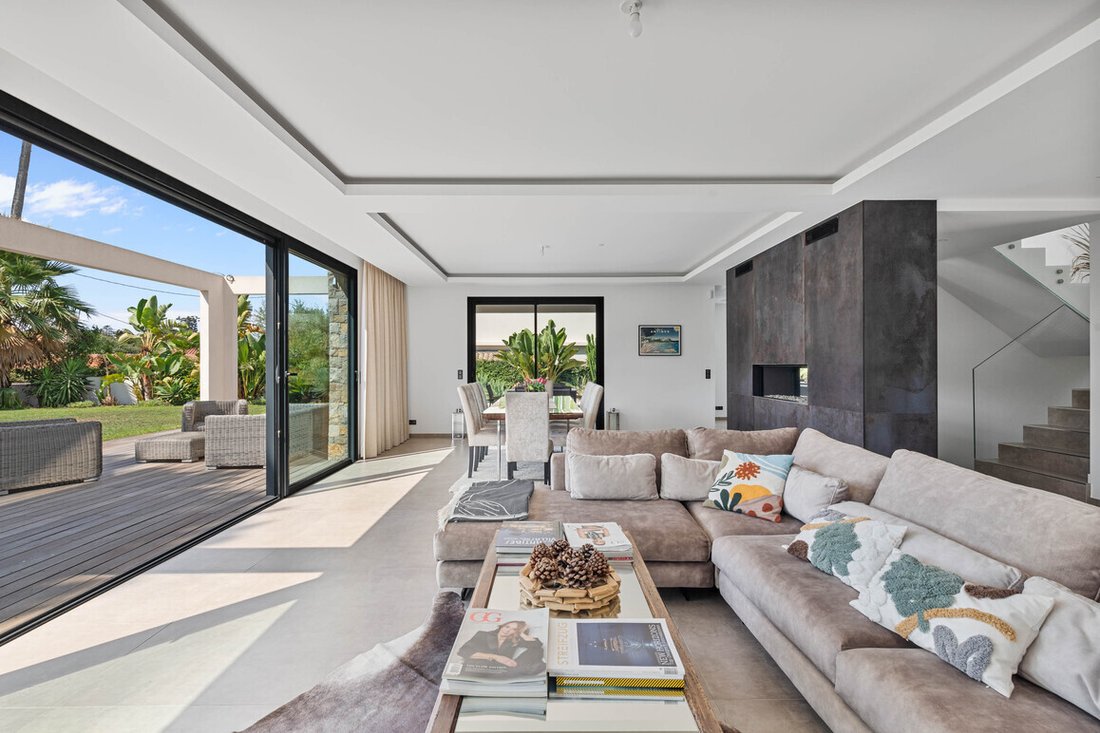 House in Antibes, Provence-Alpes-Côte d'Azur, France 4 - 18610843