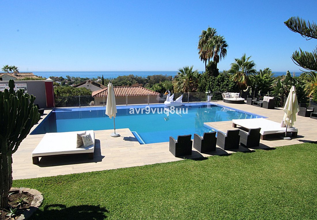 Villa in Elviria-Cabopino, Marbella, Spain 3 - 12295840