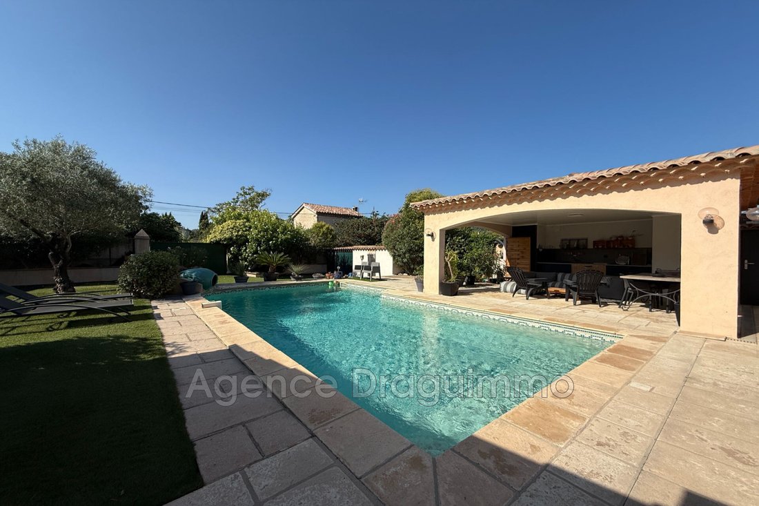 Villa in Centre Ancien, Draguignan, France 2 - 18610413