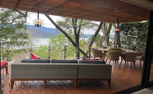 House in Valle de Bravo, State of Mexico, Mexico 1