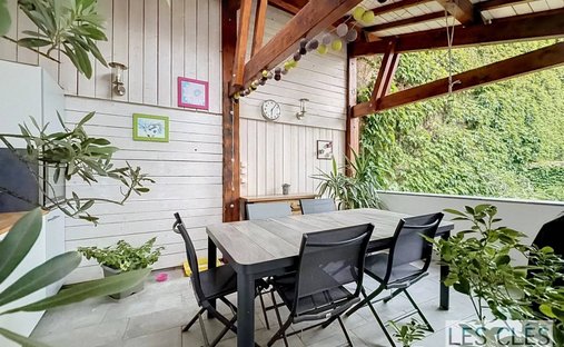House in Vernaison, Auvergne-Rhône-Alpes, France 1