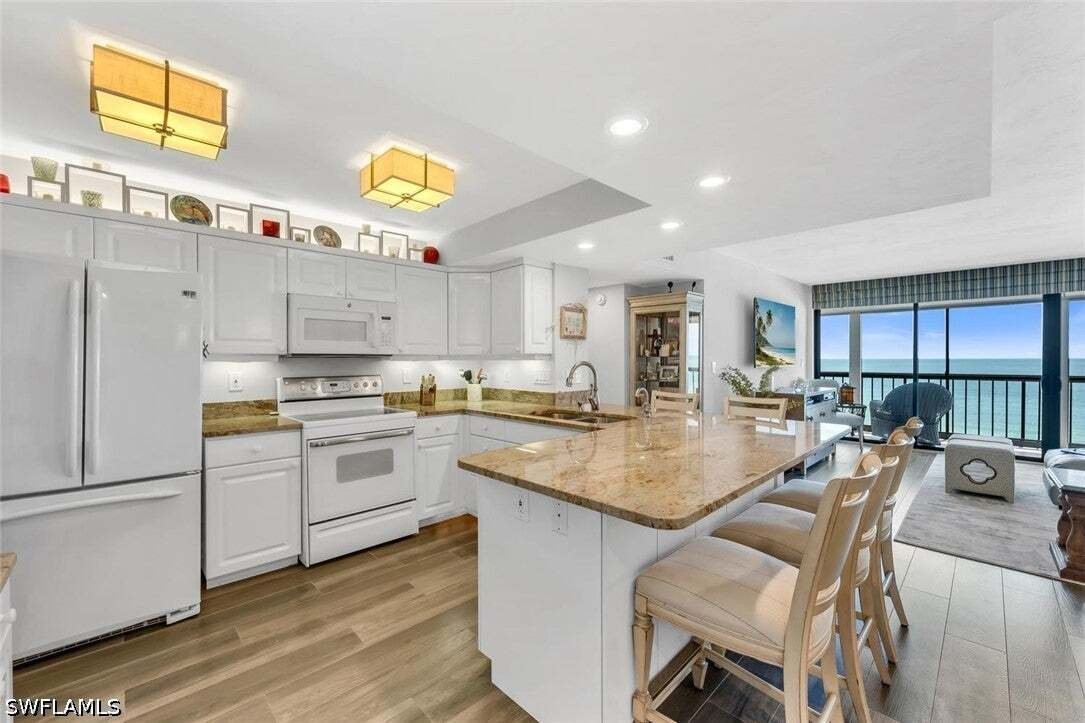 Condo in Bonita Springs, Florida, United States 5 - 18609239