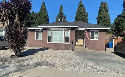 House in Signal Hill, California, United States 1