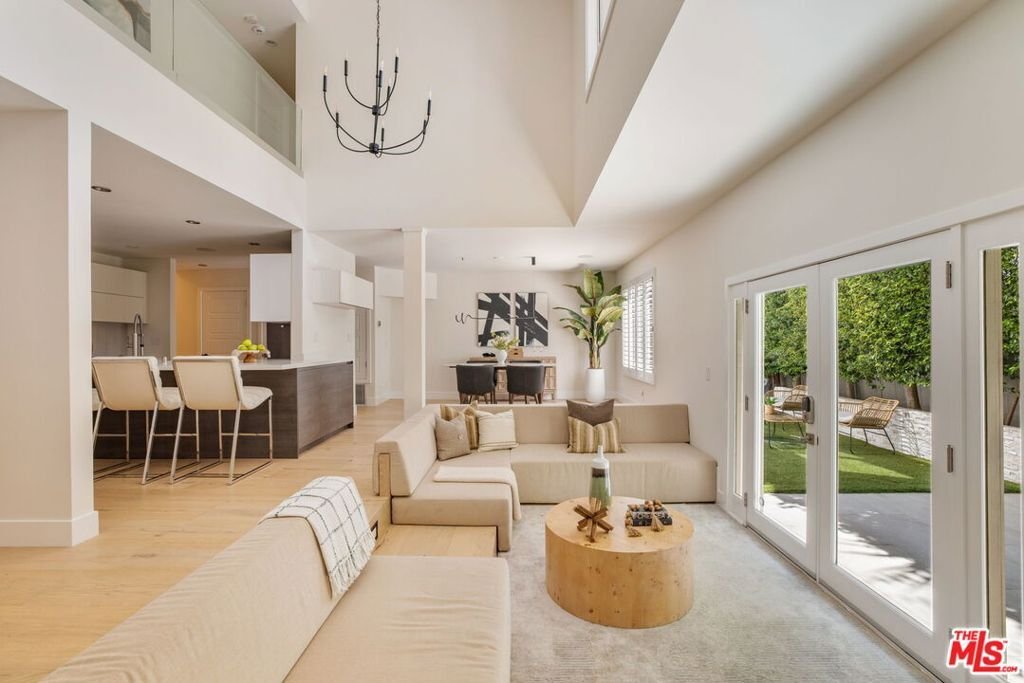 Condo in Los Angeles, California, United States 1 - 18611800