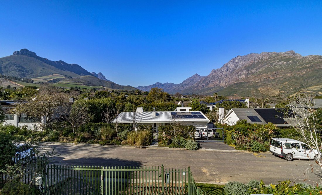 House in Rozendal, Western Cape, South Africa 1 - 18611582