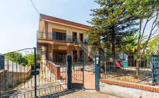 Villa in Pedara, Sicily, Italy 1