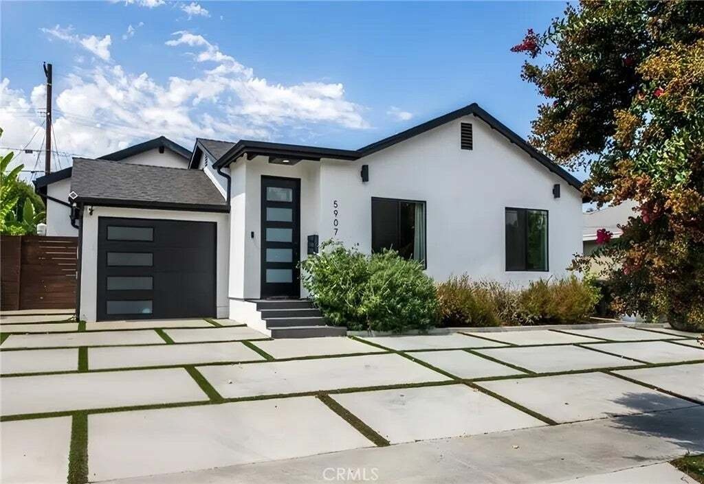 House in Los Angeles, California, United States 1 - 18373112