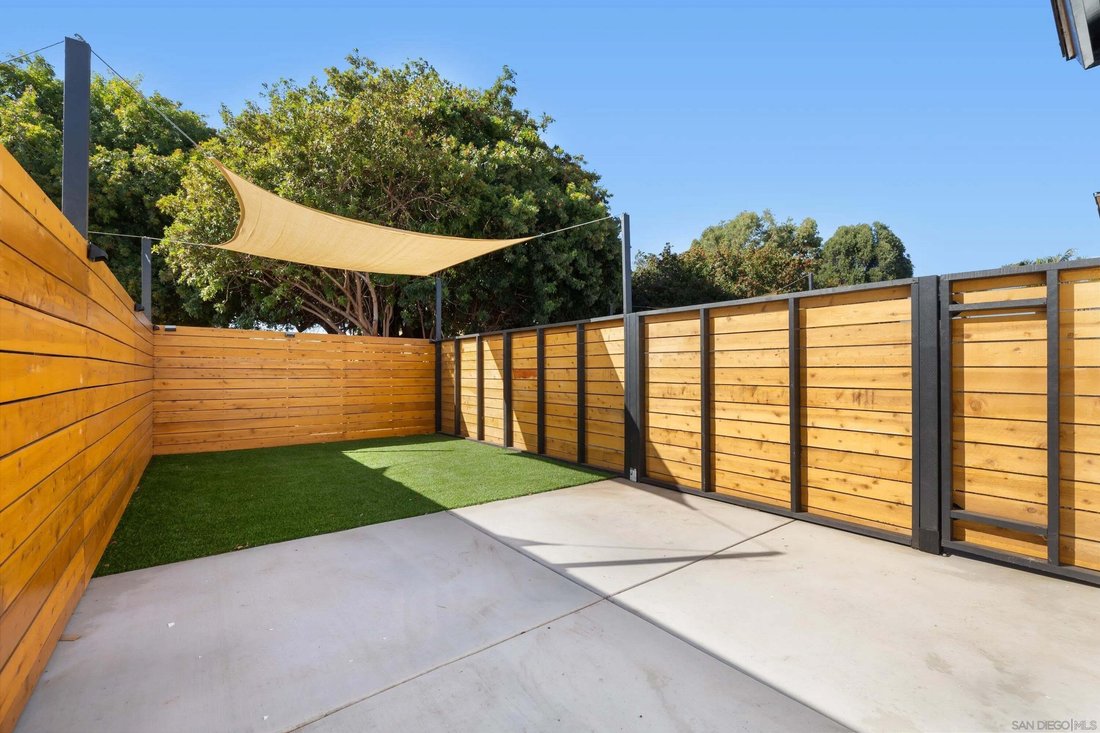 San Diego, California, United States 4 - 18612804