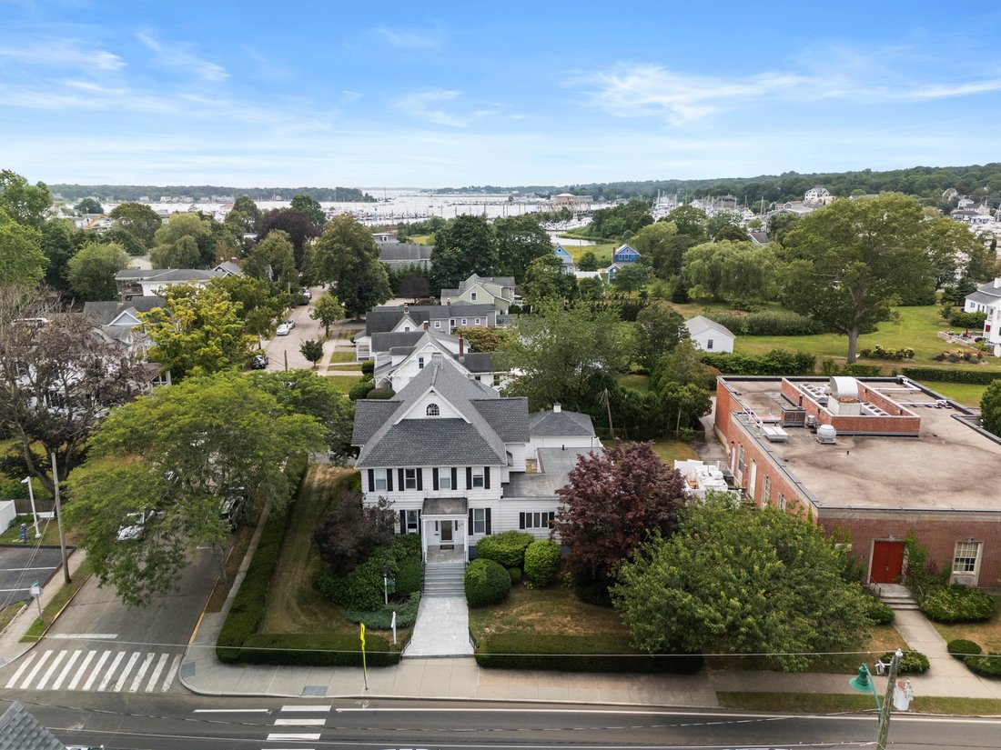 House in Groton, Connecticut, United States 5 - 18611210