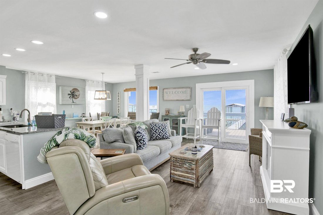 Gulf Shores, Alabama, United States 5 - 17573769