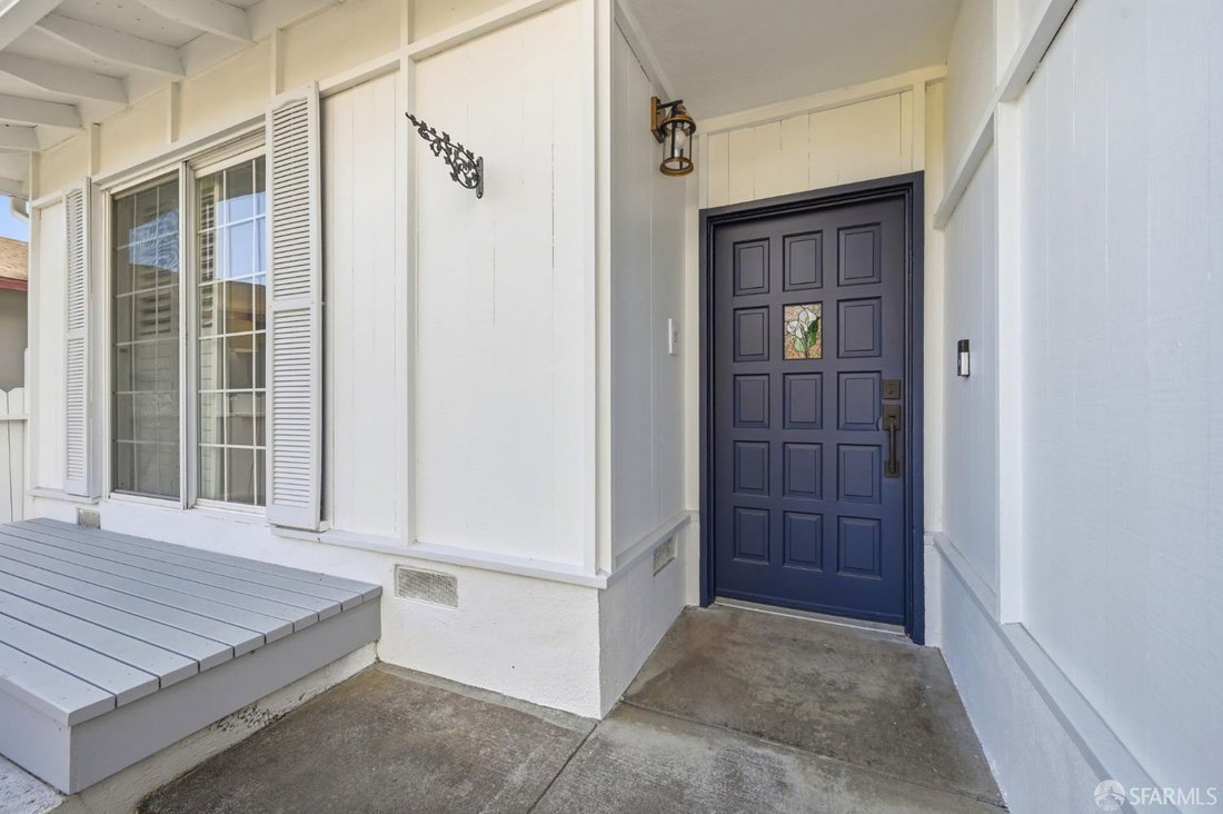 House in San Bruno, California, United States 2 - 18615408