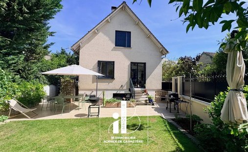 House in Centre, Avon, France 1