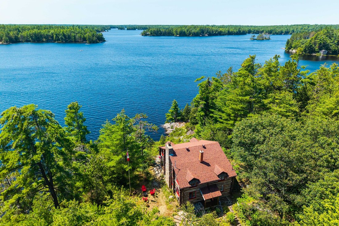 House in Gravenhurst, Ontario, Canada 3 - 18610382